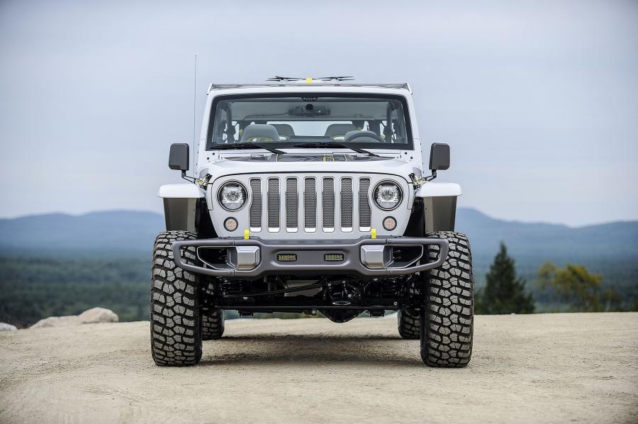  Jeep Safari Concept (JK) 2017 года  (фото 21 из 25)